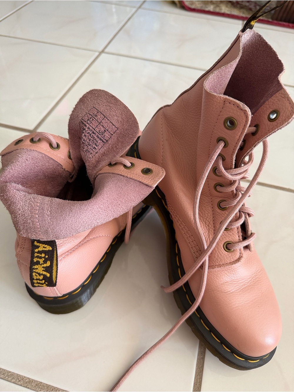 Dr. Martens 1460 Pascal Ladies
Leather Combat Boots Shoes Size 9/7UK/41EU